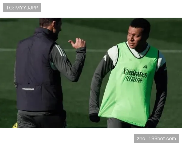 阿隆索雪藏姆巴佩对阵曼城 更衣室管理决策再遭质疑